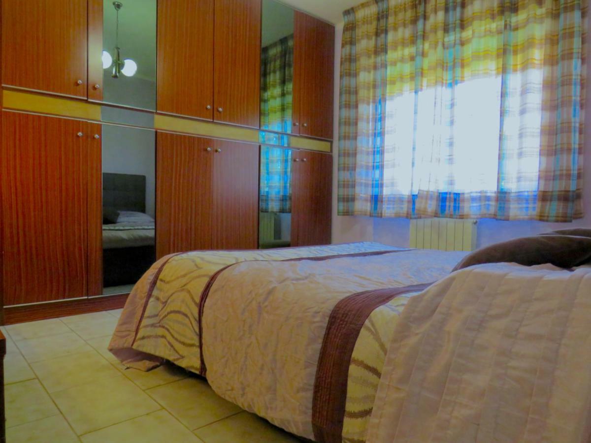 Grazia Appartamento Family Barga Exterior photo