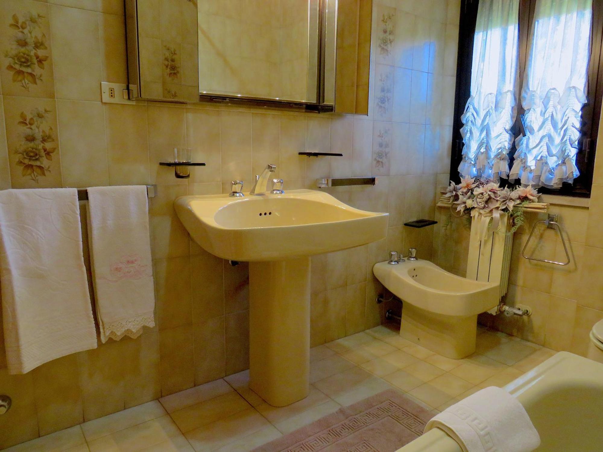 Grazia Appartamento Family Barga Exterior photo